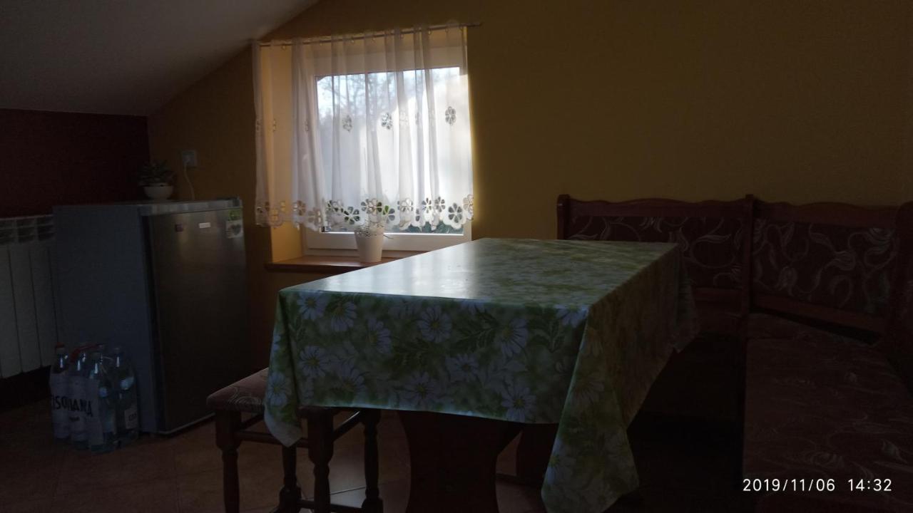 Apartament W Domu Na Wsi Tomaszów Lubelski Exterior foto